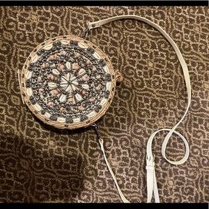 Seashell crossbody bag